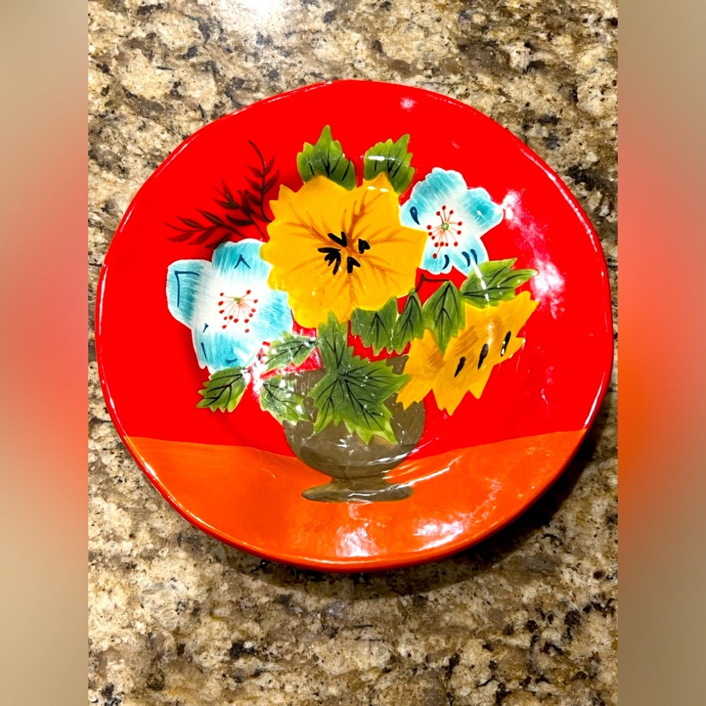 5 CAROL ANDERSON SIGNATURE POTTERY COLLECTION PLATES 9". HANDPAINTED